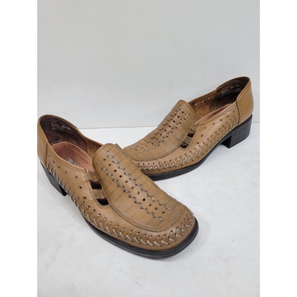 I Love Comfort Womens Loafers Size 7M Tan Leather Comfort Slip On Casual Shoes